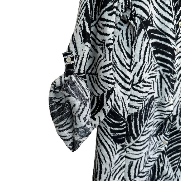 Cynthia Rowley 1X Linen Palm Print Roll Tab Sleeves Mother of Pearl Buttons Top - Picture 9 of 16